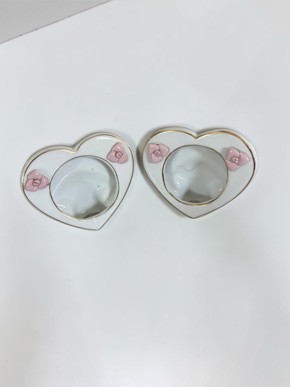 Vintage Heart Ring Holder Pair Pink Bows Gold Trim Decor